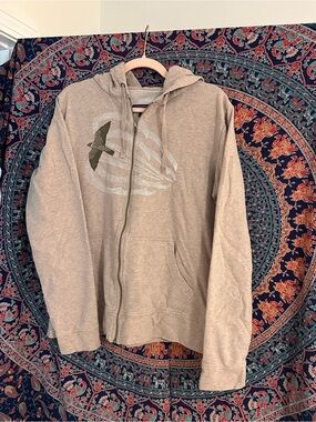Patagonia Men's Light Gray Zip-Up Hoodie with Bird Graphic